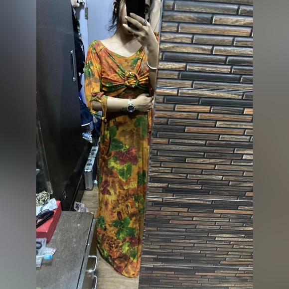 Long printed gown - Picture 3 of 3